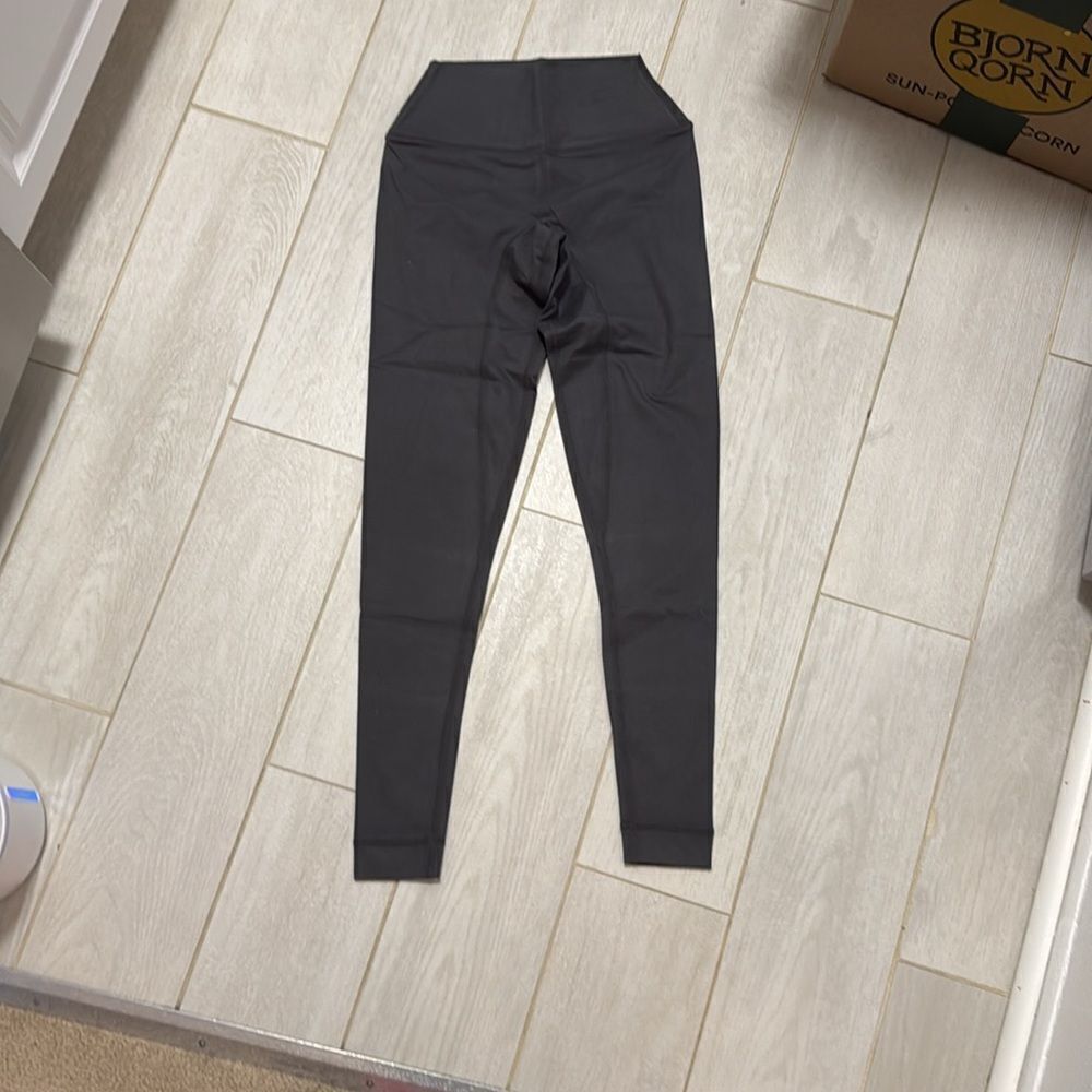 NWT SET ACTIVE formcloud grey leggingsg XS
